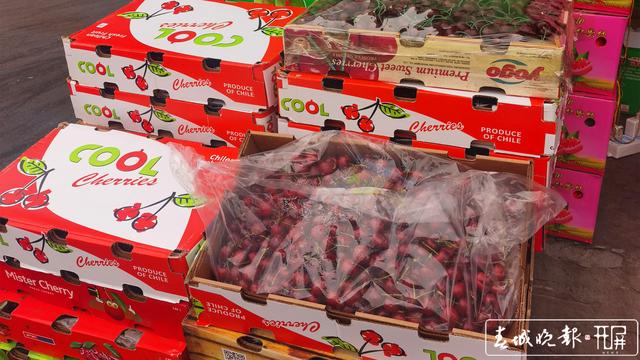 昆明車?yán)遄觾r格小幅回暖 (1)_副本.jpg