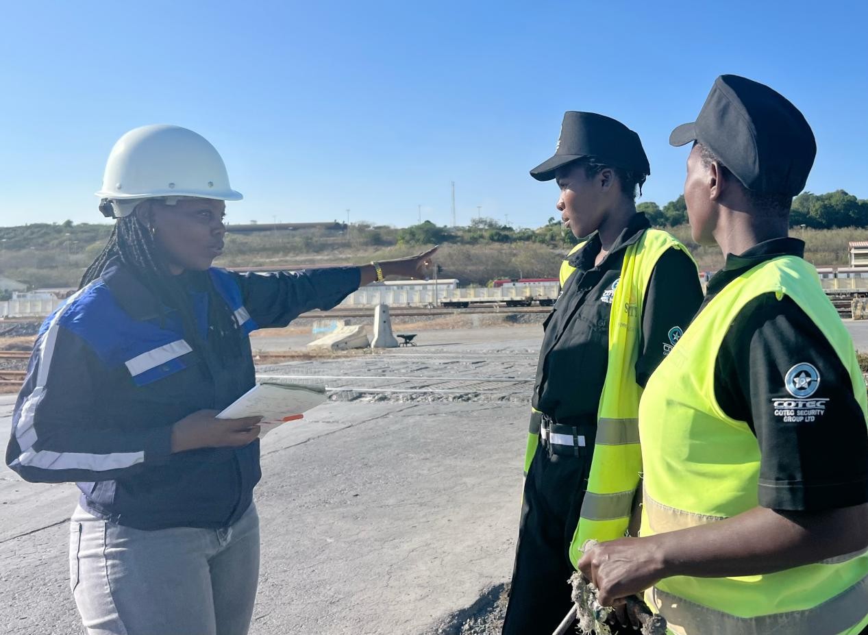 MAIN1741325085835UGSM26FVDZ MAIN1741325085835UGSM26FVDZ