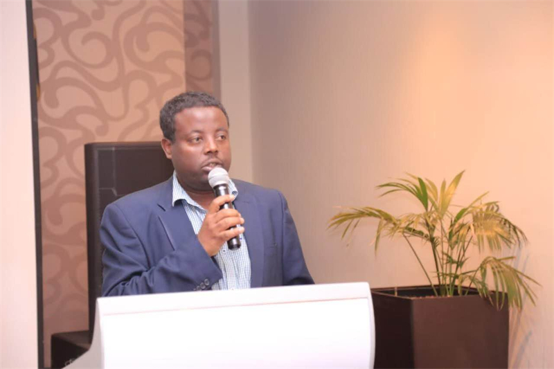 圖為埃塞俄比亞亞的斯亞貝巴大學政策研究員巴盧·德米西。受訪者供圖