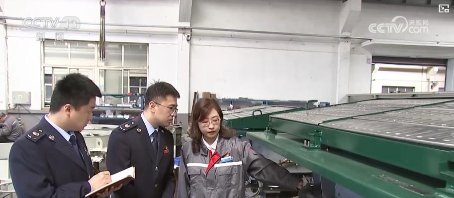 制造業(yè)與高技術產業(yè)雙輪驅動增長 稅收數據亮眼彰顯經濟活力 制造業(yè)與高技術產業(yè)雙輪驅動增長 稅收數據亮眼彰顯經濟活力