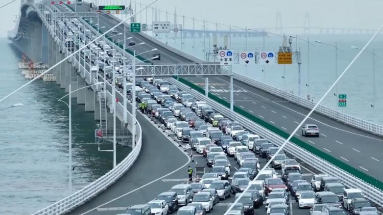 新華視點(diǎn)丨多點(diǎn)開(kāi)花：消費(fèi)熱潮下的經(jīng)濟(jì)新脈動(dòng)