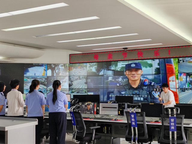 驚喜當(dāng)天工作照 (1).jpg