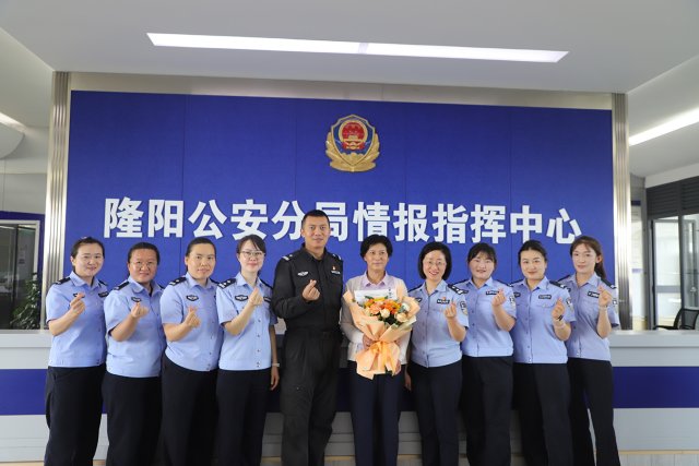 驚喜當(dāng)天照片 (2).JPG