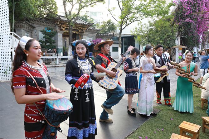 cff2c106b76d259fb1c30694c26f5297