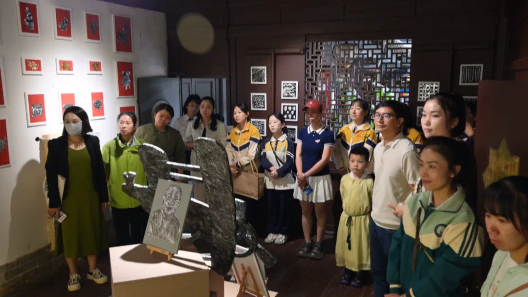 在地文化融入美育課堂 百年老宅化身童真天[00_04_17][20250612-085805].png