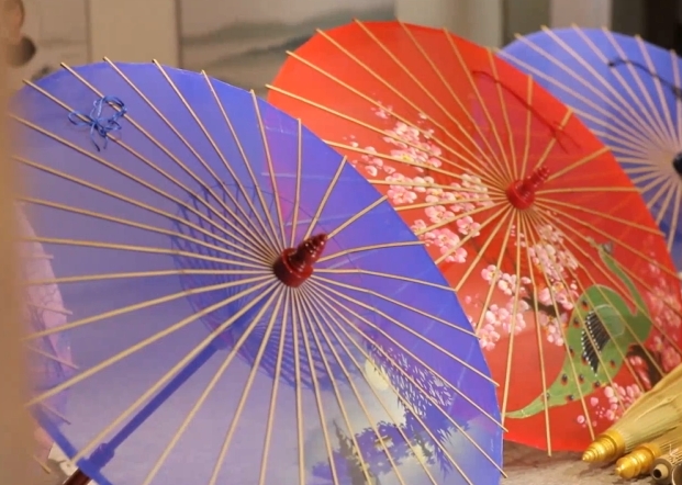 【文化和自然遺產(chǎn)日】漫動(dòng)時(shí)節(jié)丨竹骨紙韻渡煙雨