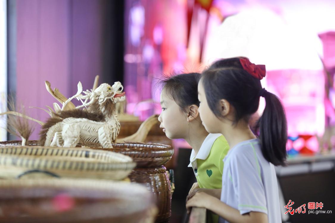 【文化和自然遺產(chǎn)日】非遺薪火代代傳 匠心接力續(xù)華章 【文化和自然遺產(chǎn)日】非遺薪火代代傳 匠心接力續(xù)華章