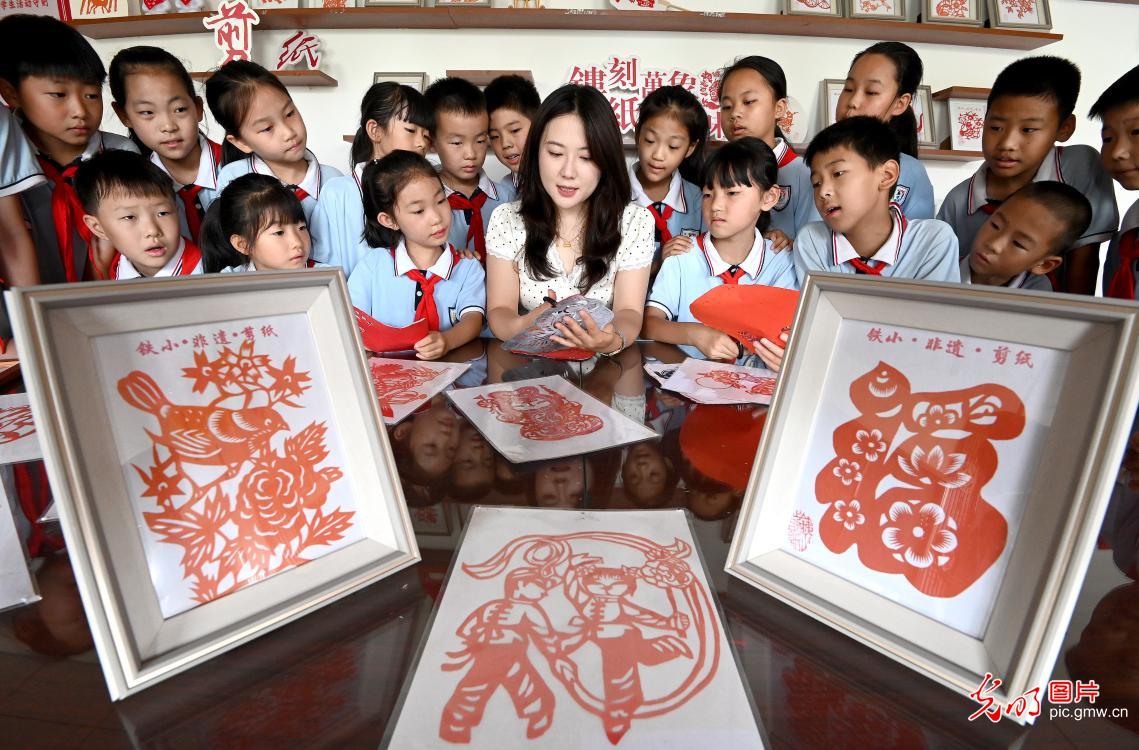 【文化和自然遺產(chǎn)日】非遺薪火代代傳 匠心接力續(xù)華章 【文化和自然遺產(chǎn)日】非遺薪火代代傳 匠心接力續(xù)華章