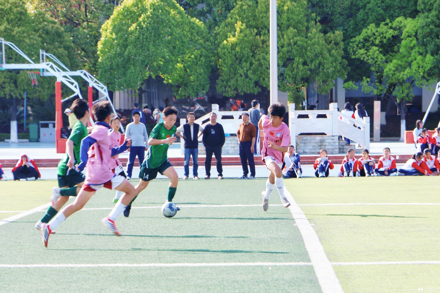 12.男足比賽現(xiàn)場 (4) 12.男足比賽現(xiàn)場 (4)