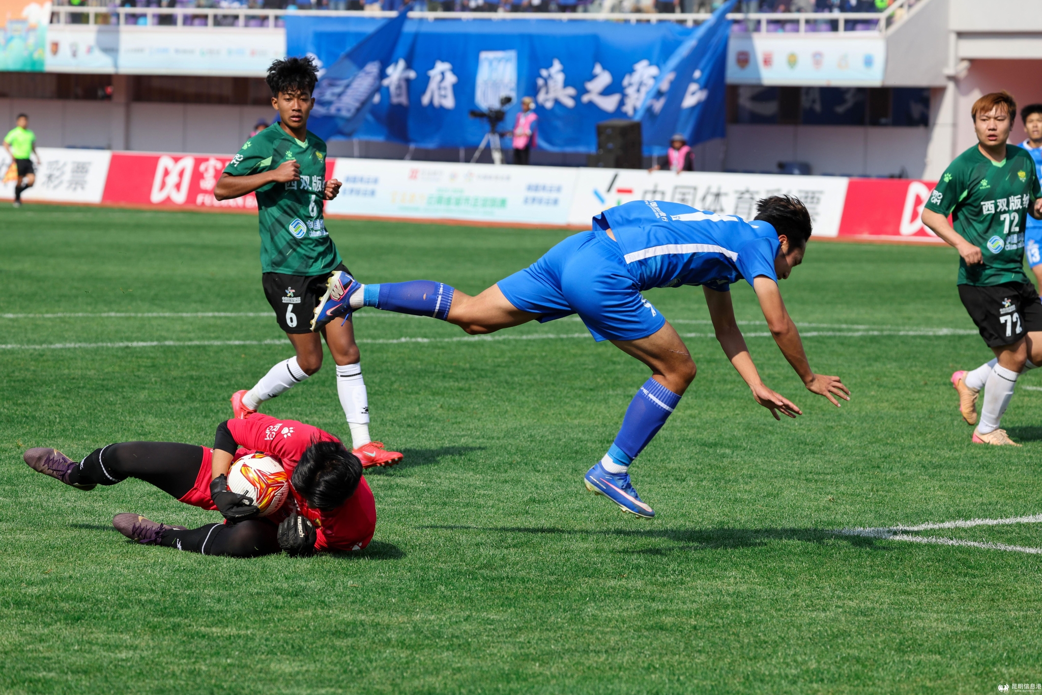 果斷出擊 果斷出擊