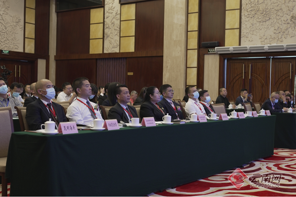 00304836347_e40006961