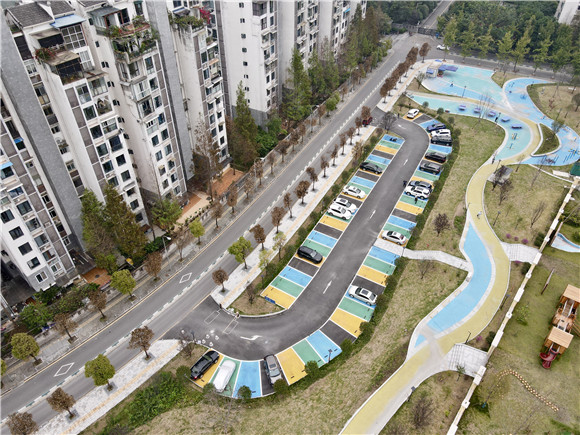 環(huán)境優(yōu)美的北碚區(qū)將軍路停車場。重慶市停車管理事務(wù)中心供圖 華龍網(wǎng)發(fā)