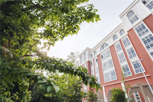 001校園設(shè)施_副本2 001校園設(shè)施_副本2