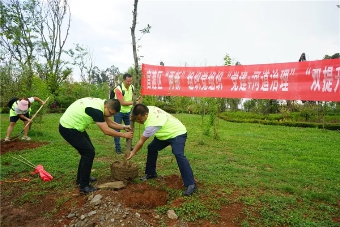 640.webp (1) 640.webp (1)