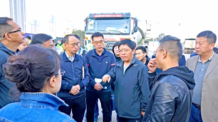 官渡區(qū)委書記和麗川、代區(qū)長周燕率隊調(diào)研全區(qū)城市黑臭水體治理專項工作