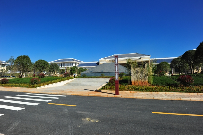 新館內(nèi)部道路1 新館內(nèi)部道路1