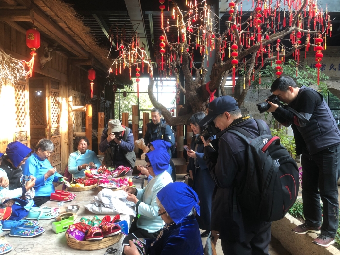 $)AOY)LU$%NW[A4Q[AR1)B3 $)AOY)LU$%NW[A4Q[AR1)B3