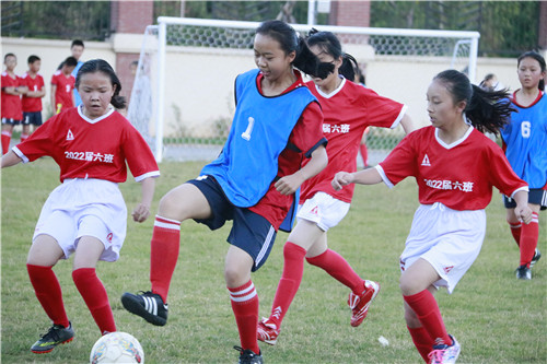 校園足球賽 校園足球賽