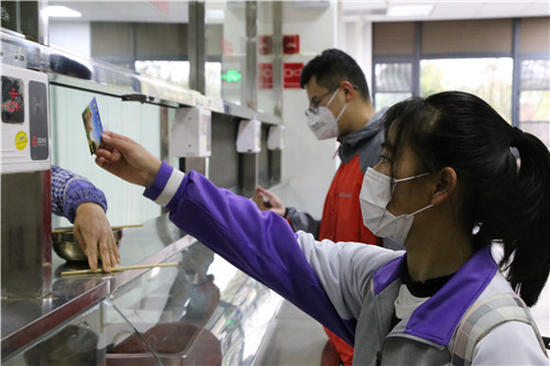 教師陪餐 教師陪餐