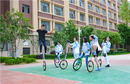 德藝雙馨 德藝雙馨