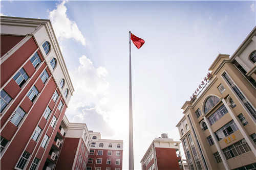 001校園設(shè)施