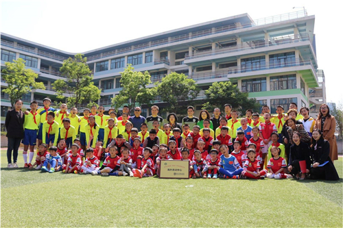 足球精英訓(xùn)練營學(xué)校