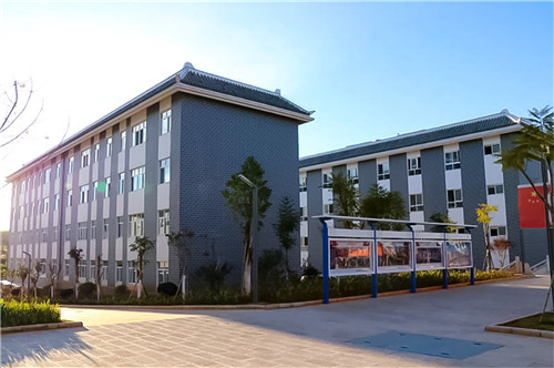 新平校區(qū) 新平校區(qū)