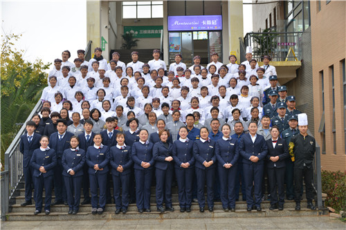 學(xué)校后勤人員