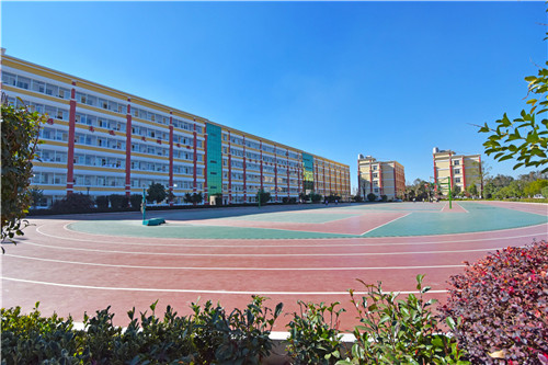 氣勢恢宏的教學(xué)大樓