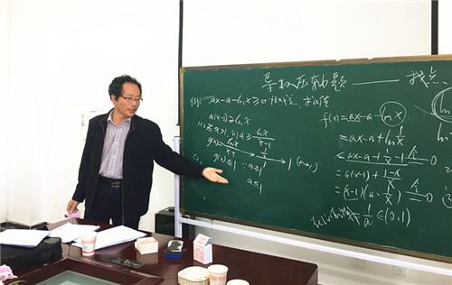 全國著名數學家孫四周來我校指導