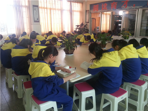 閱覽室一角_副本 閱覽室一角_副本