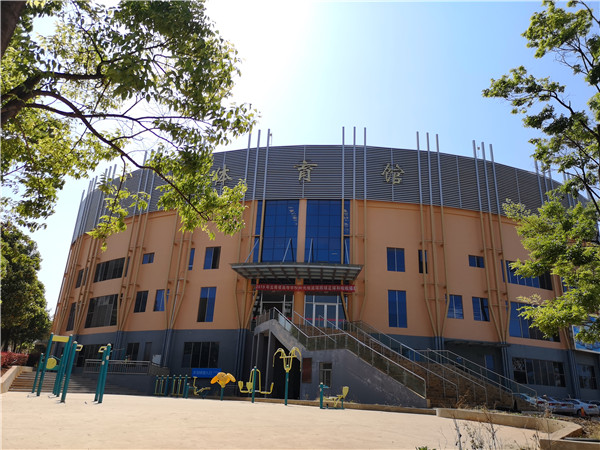 學(xué)校體育館