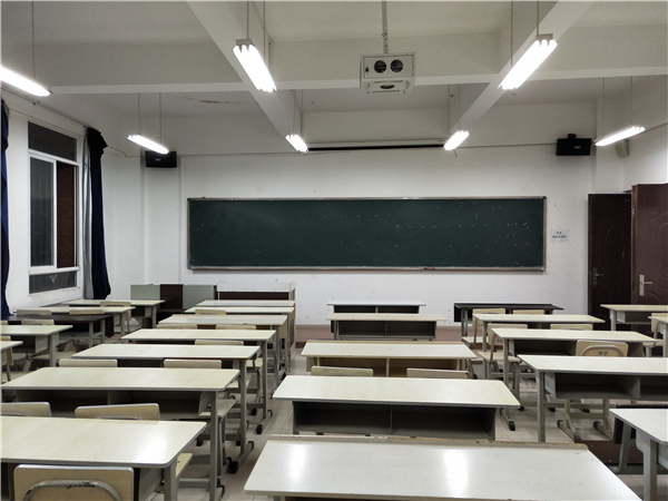 教室