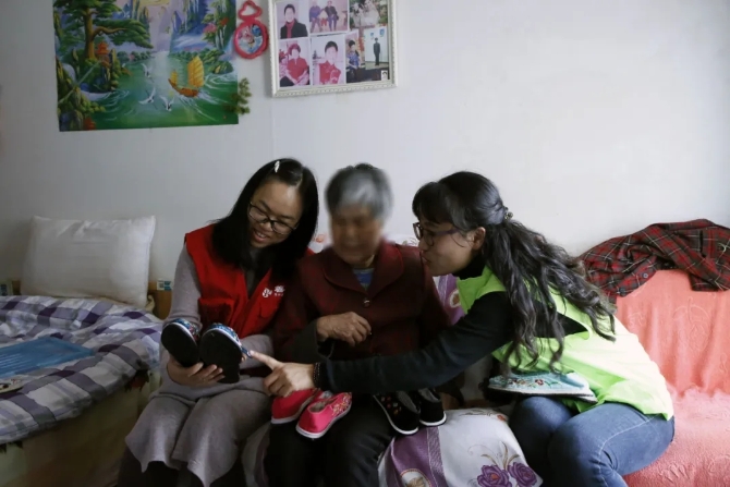 640.webp (1) 640.webp (1)