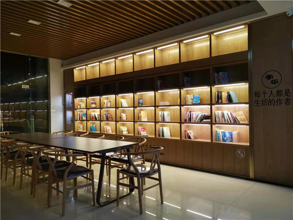 校園讀書角 校園讀書角