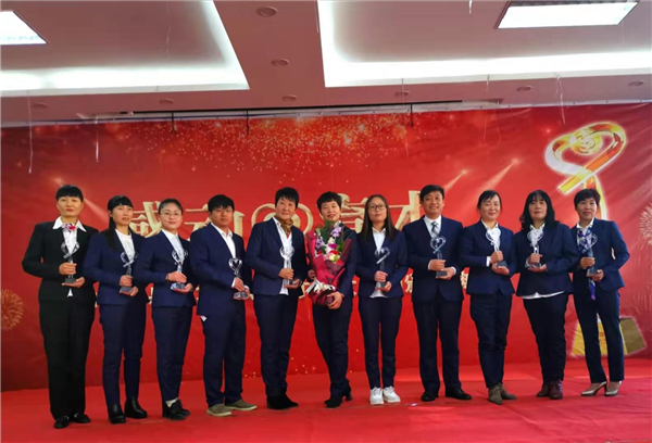 龍泉育才學(xué)校十大感動(dòng)人物