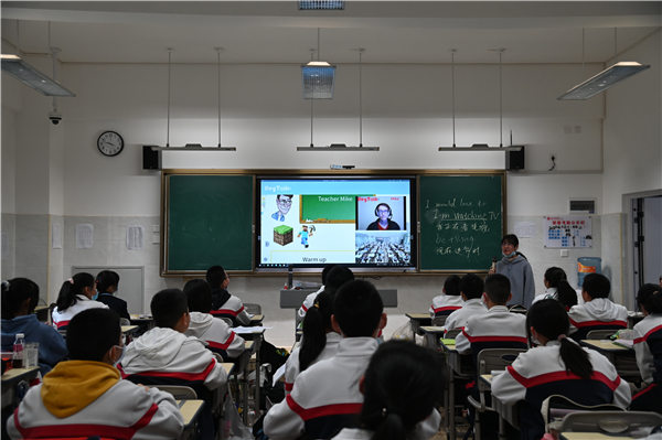 昆明長城中學(xué)新城校區(qū)雙師課堂