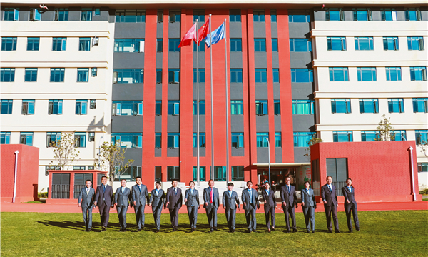 高2019級(jí)教師團(tuán)隊(duì)