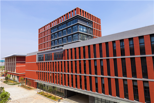 4-恢弘大氣的仁愛樓