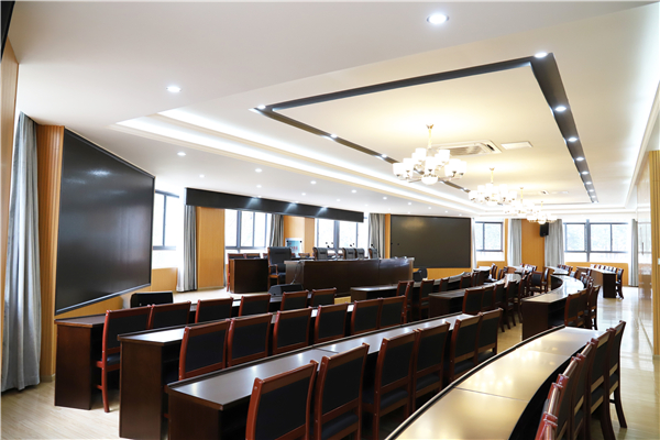 學(xué)術(shù)報(bào)告廳