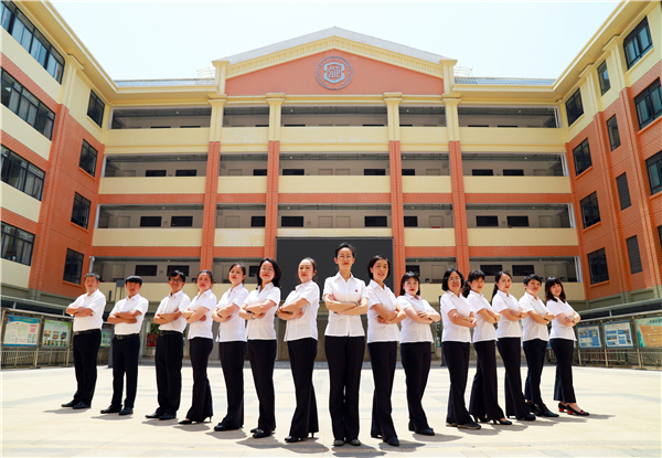 1.學(xué)術(shù)型管理天團(tuán)