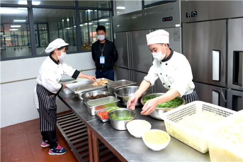 5-干凈衛(wèi)生的備餐區(qū)