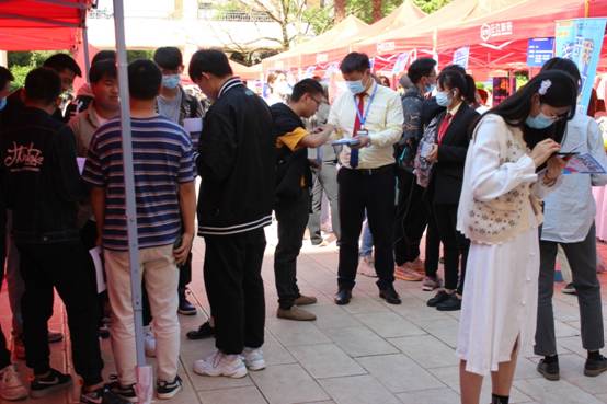 雙選會(huì)場(chǎng) (2)