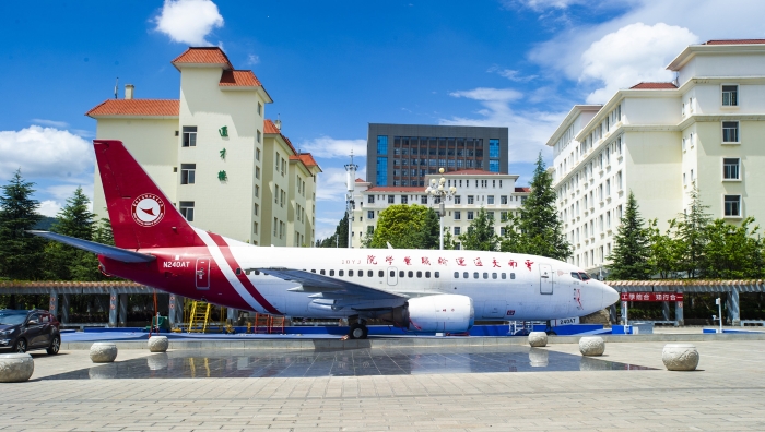 交運(yùn)院飛機(jī) (3)_副本