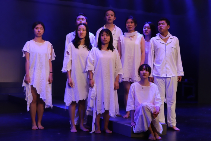 戲劇影視表演專業(yè)畢業(yè)生匯報演出 戲劇影視表演專業(yè)畢業(yè)生匯報演出