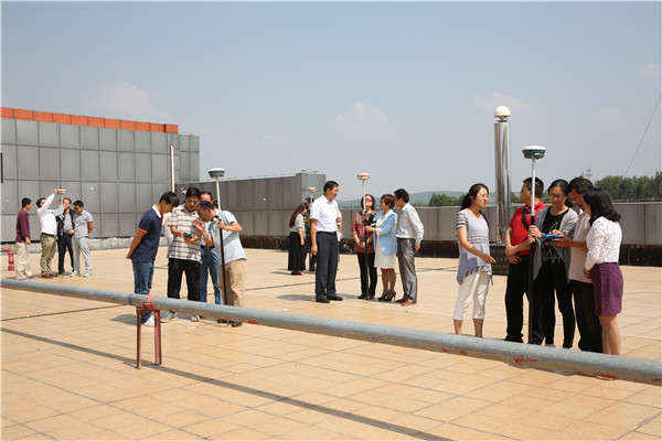 1-5省級教學(xué)團(tuán)隊(duì)：測繪工程技術(shù)專業(yè)教學(xué)團(tuán)隊(duì)