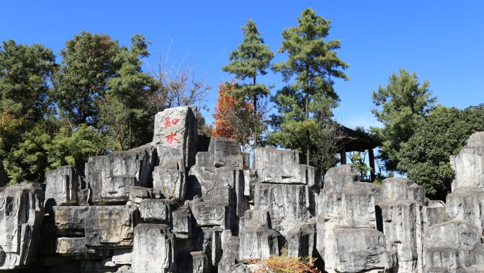 校園一角知水_副本
