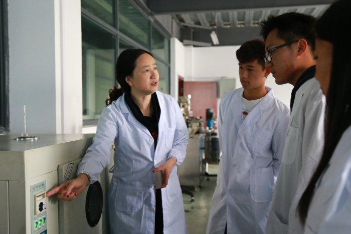 林果產(chǎn)品貯藏與加工技術(shù) (1)