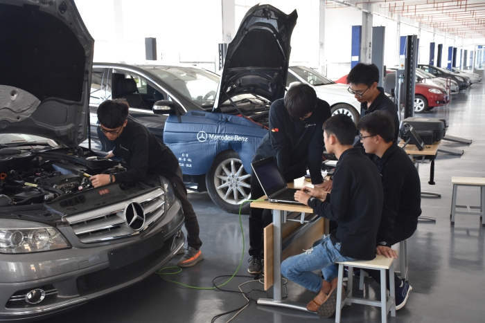 汽車專業(yè)群