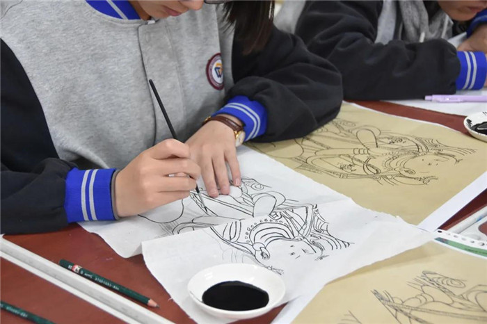 高中選修課（板畫）